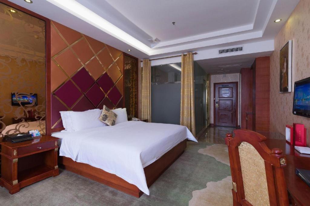 Shenzhen Kai Long International Hotel Exterior photo